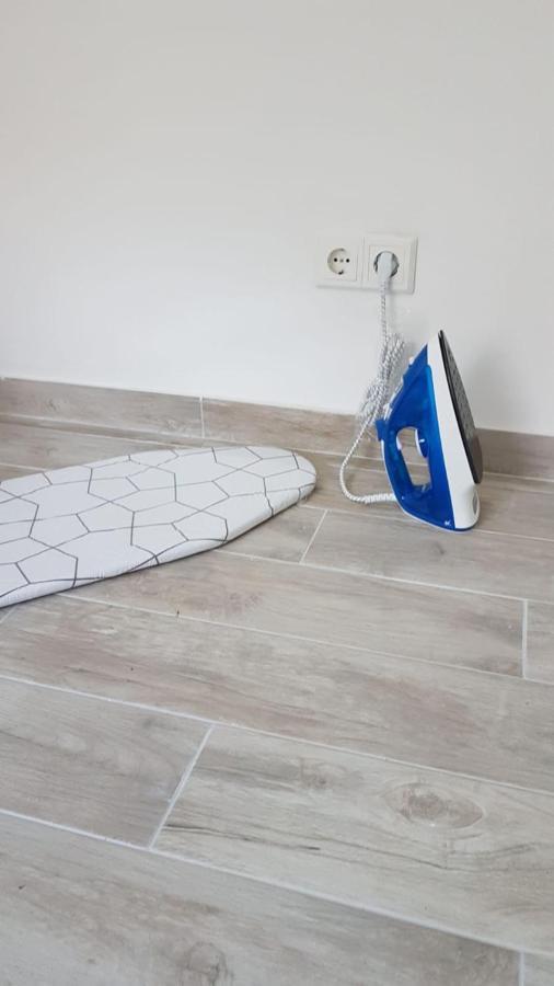 Excellent M&l Apartment