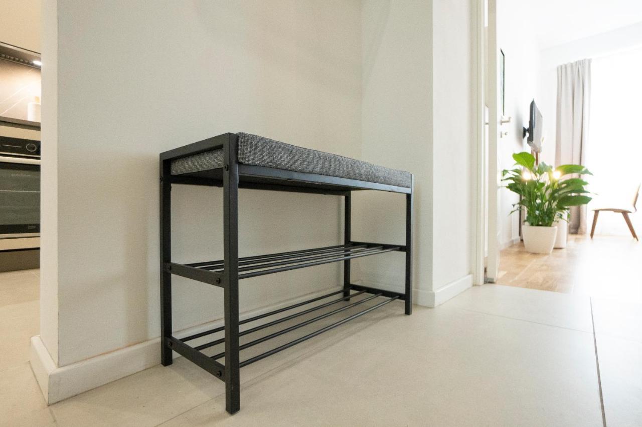 Fully Equipped, Renovated, Perfectly Located Flat Apartment