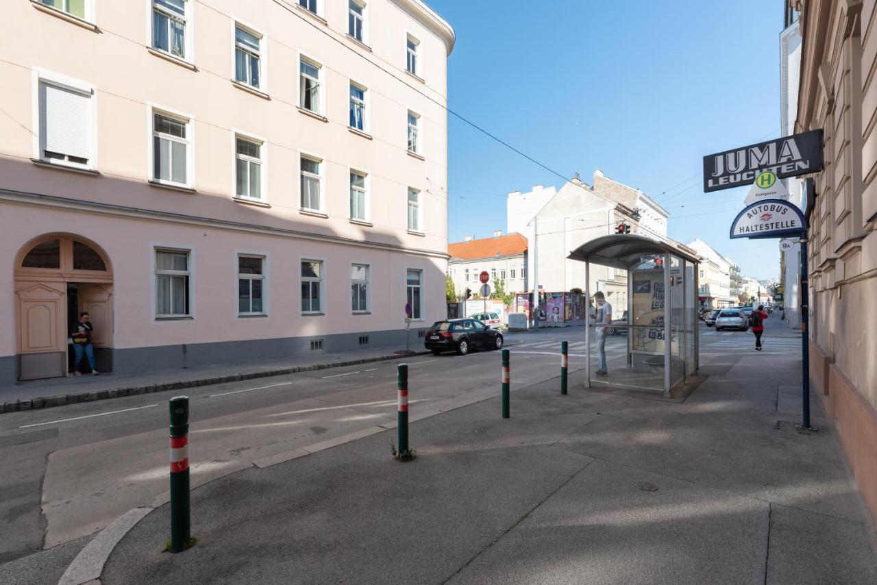 Zwischen Schoenbrunn Und Zentrum, Neues In Gruenruhelage Bei Schoenbrunn
