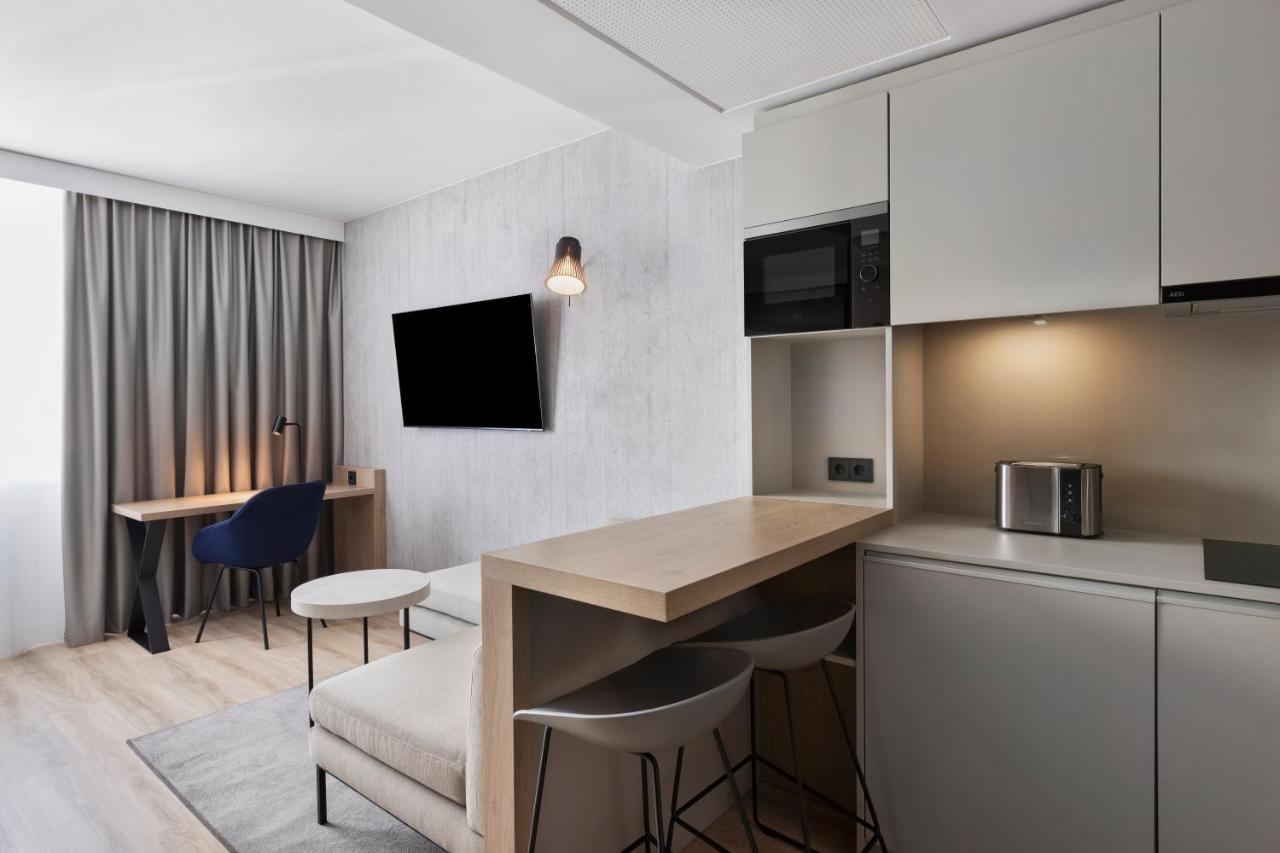 By Marriott East 4*