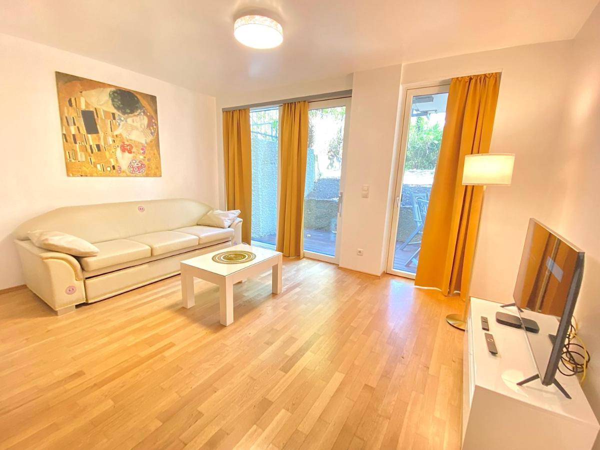 Pelikan Apartment *