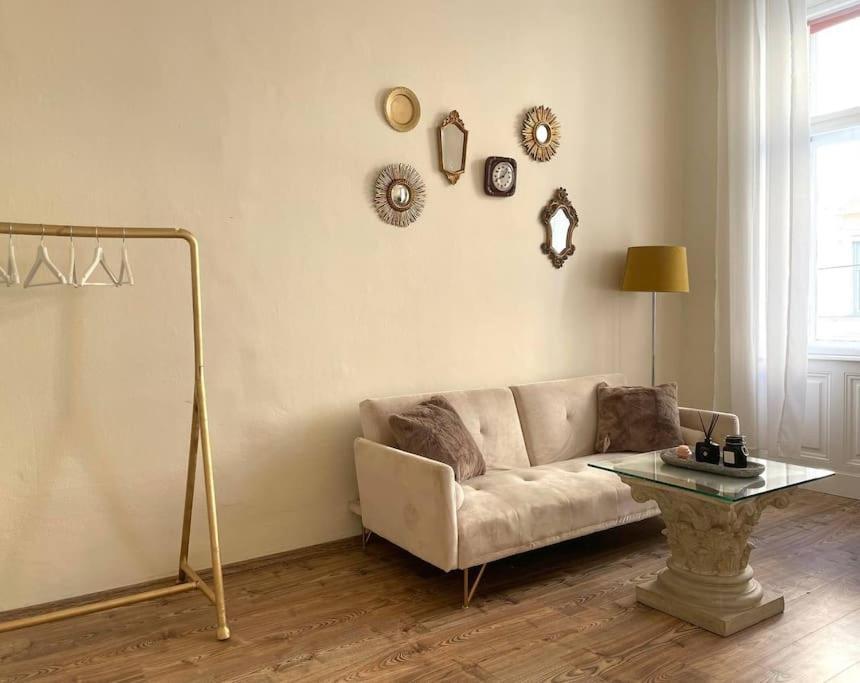 Unique In Doebling Apartment Vienna