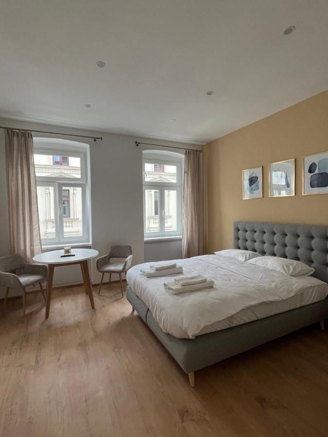 Near Metro & Netflix Apartamento Viena