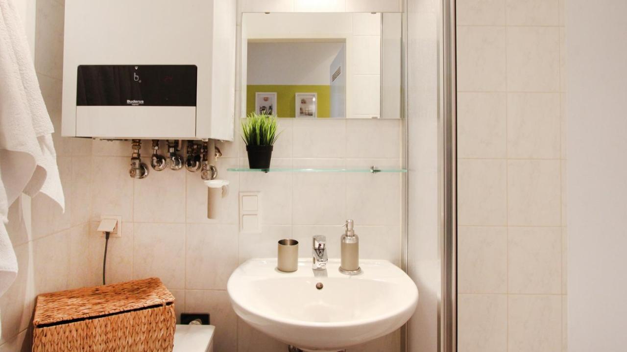 Cosy Modern B Prater Apartment