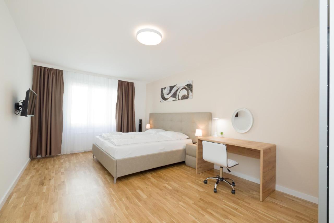 Comfort Deerbird Viena