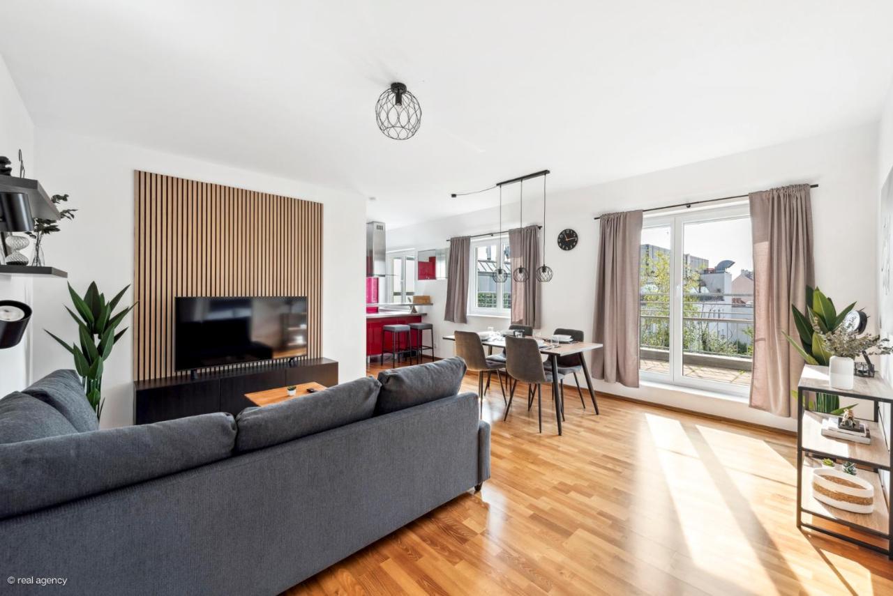 Bernhards Stadthalle - Klima & Terrasse Apartment Vienna