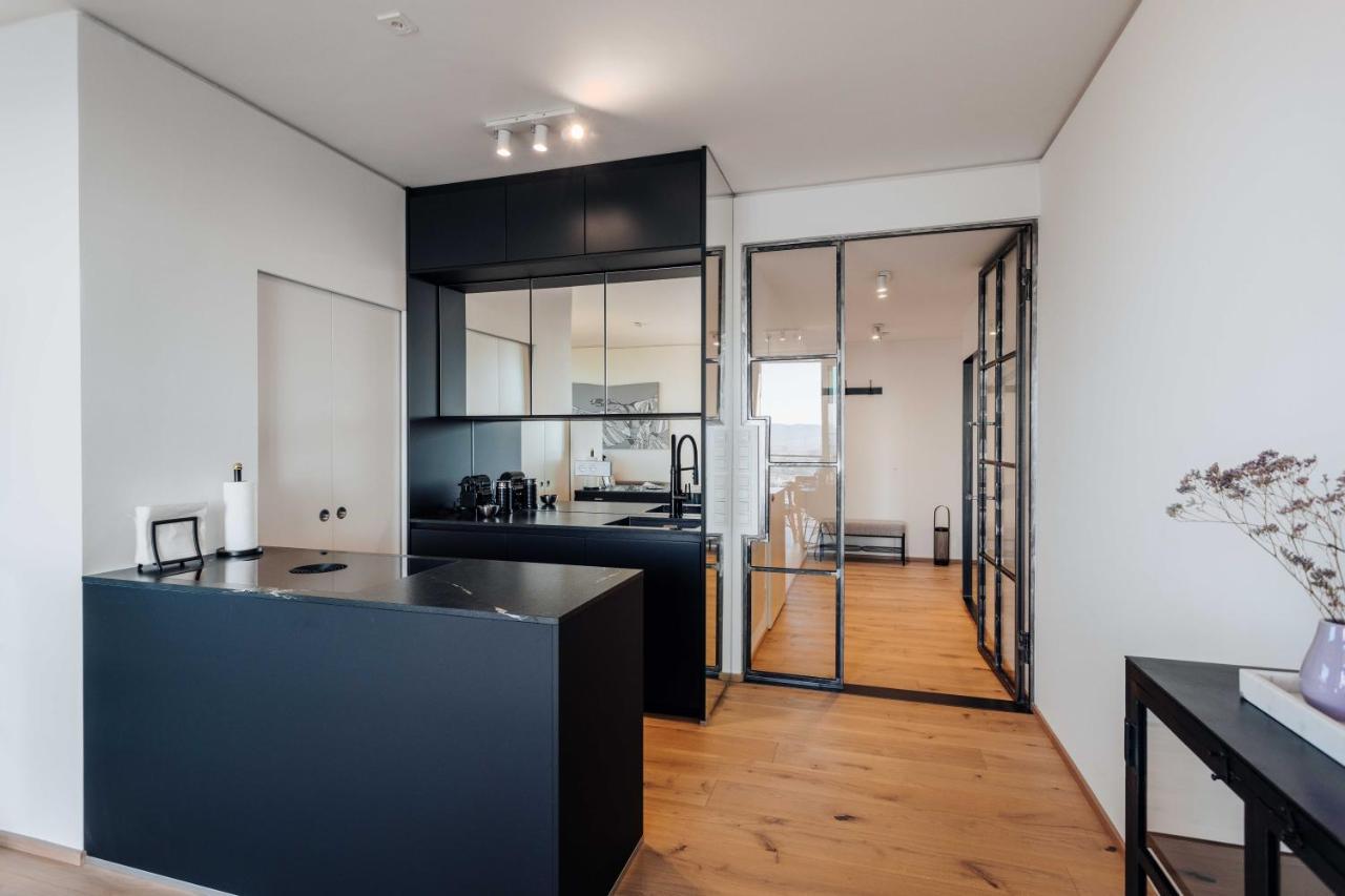 Apartment Design With Amazing View Over 2 *