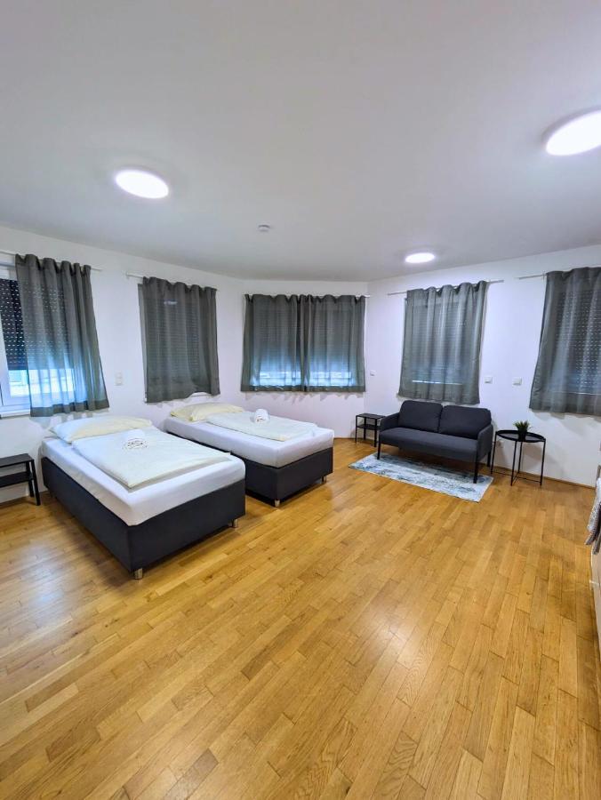 Vienna's Danube Apartment