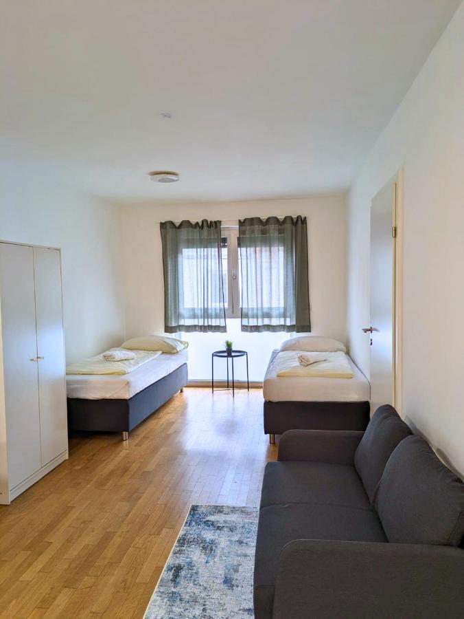 Vienna's Danube Apartment