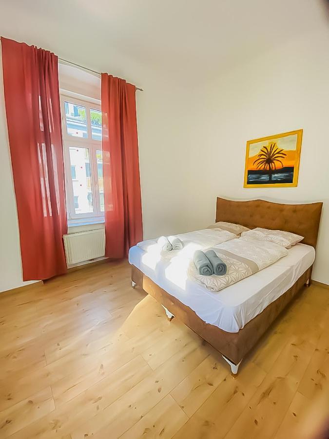 Deluxe 5p Mm A Apartment