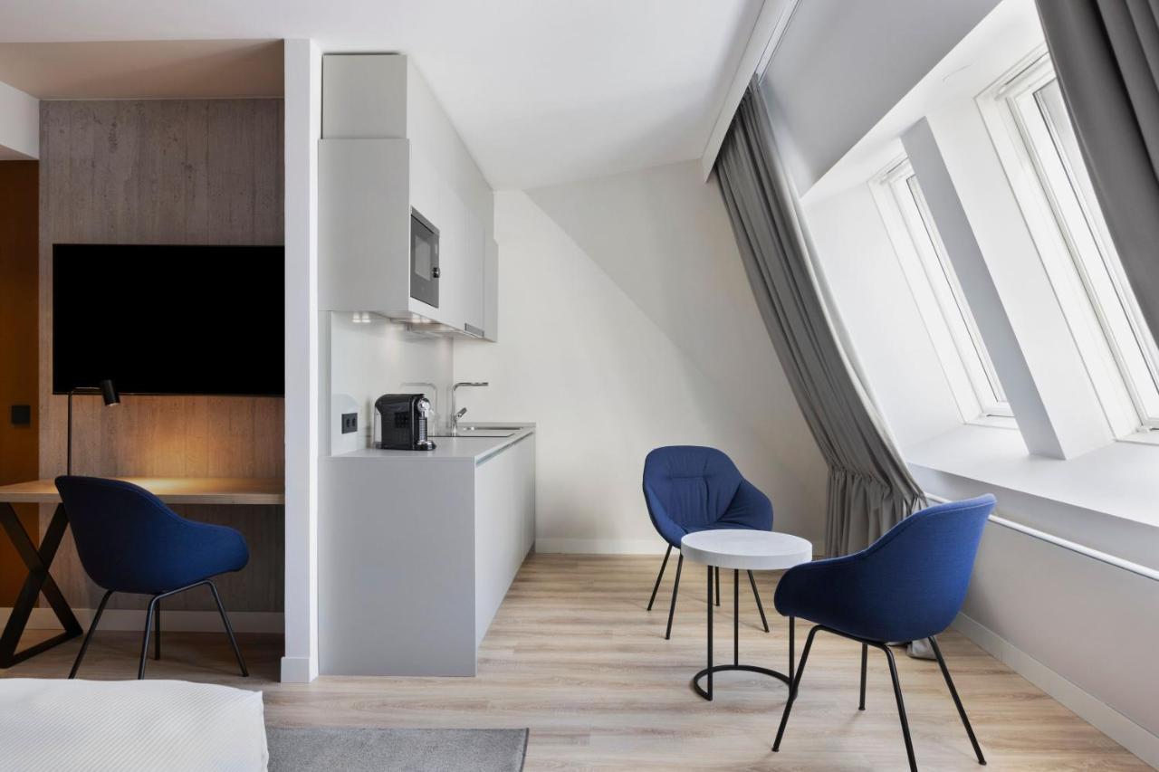 By Marriott East Aparthotel Viena