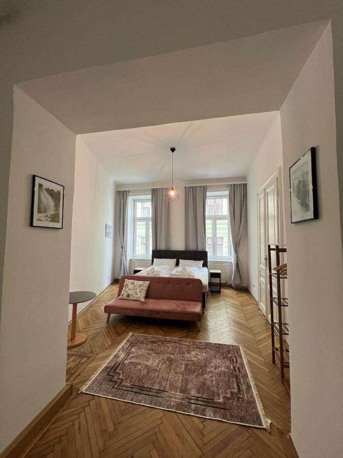 Centrally-located Authentic *