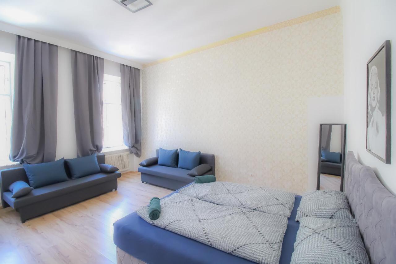 Luxury 10p Dw Apartment