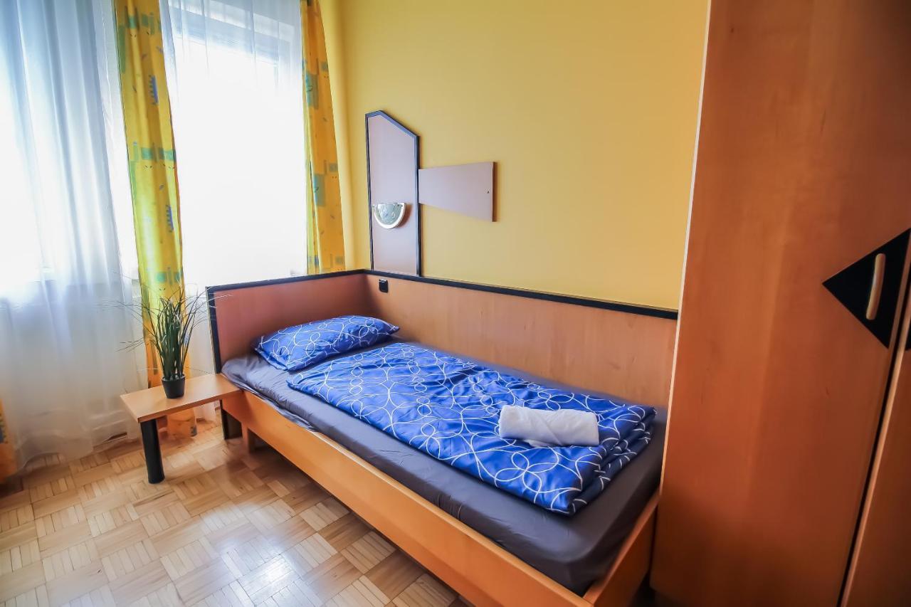 Apartamento Queen Studio 3p Bs A *
