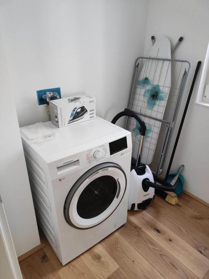 Apartment Roksox-home Gegenueber Der Uno-city Und Kaiserwasser