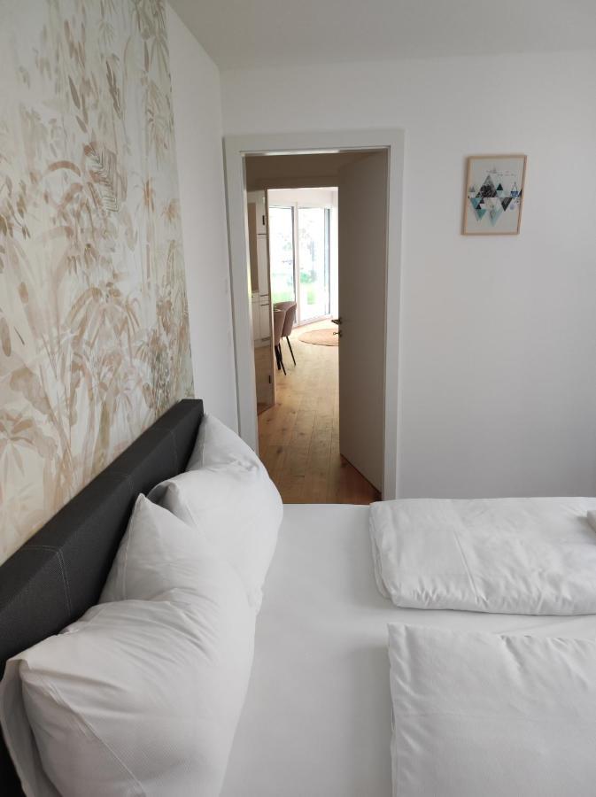 Apartment Roksox-home Gegenueber Der Uno-city Und Kaiserwasser