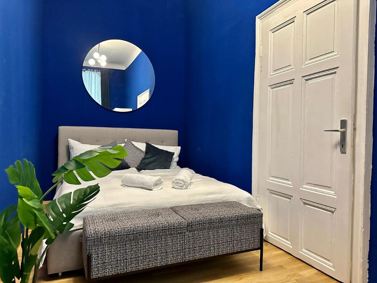 - 2 Min To U1 Reumannplatz Apartment