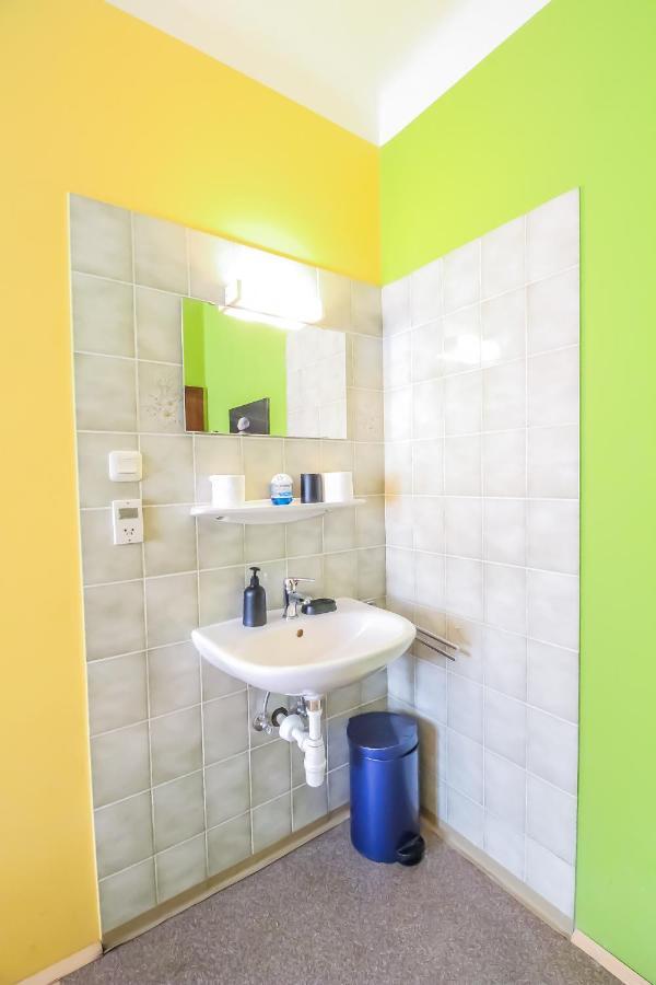 Q Economic Studio 2p Bs A Apartamento *