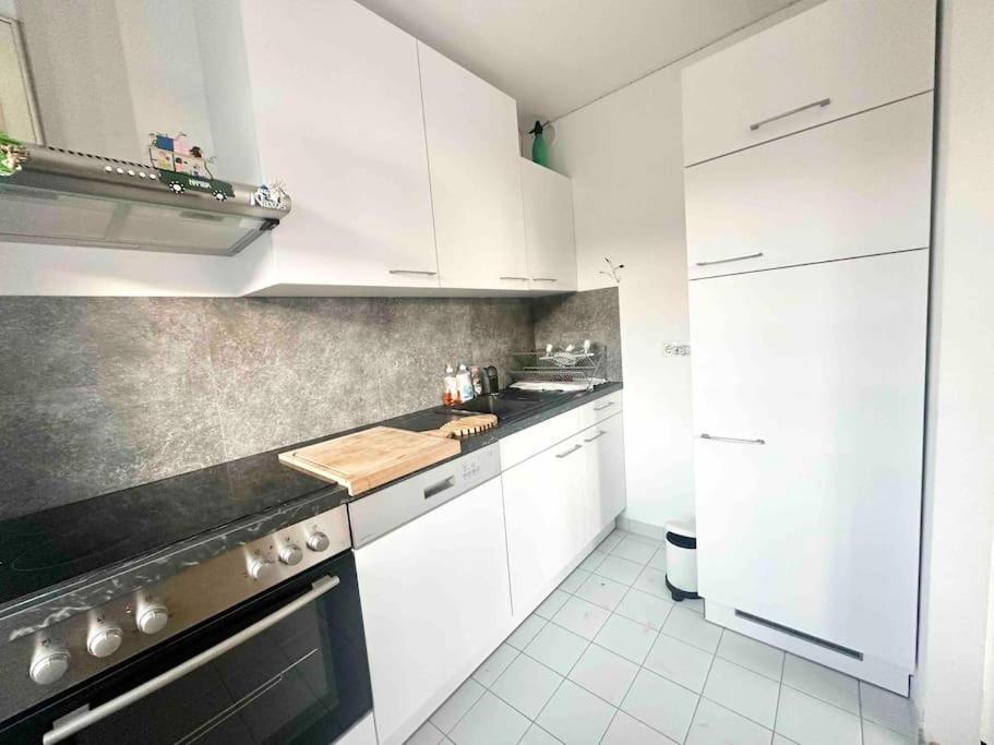 Charming Flat On Top Floor With Great View * Vienna