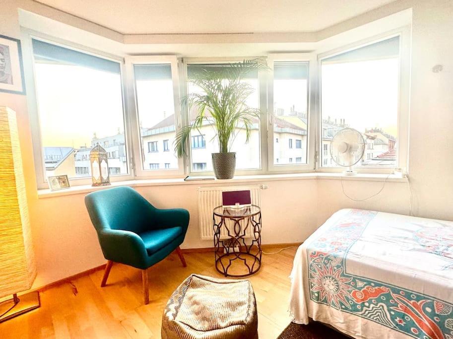 Apartment Charming Flat On Top Floor With Great View