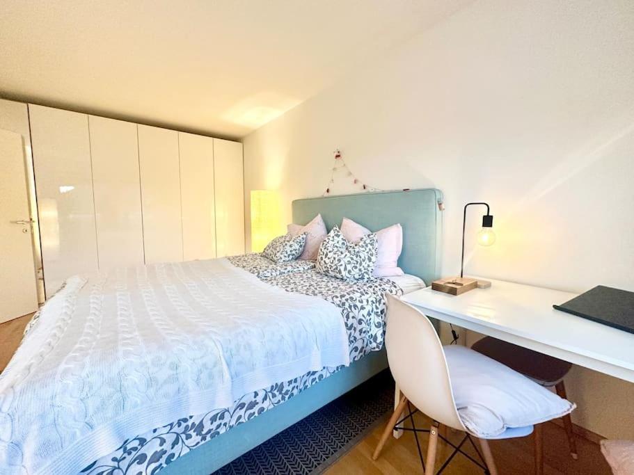 Charming Flat On Top Floor With Great View *