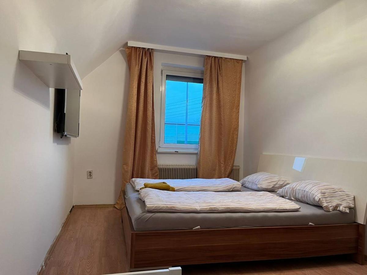Economic Quadruple Sw Villa Wien