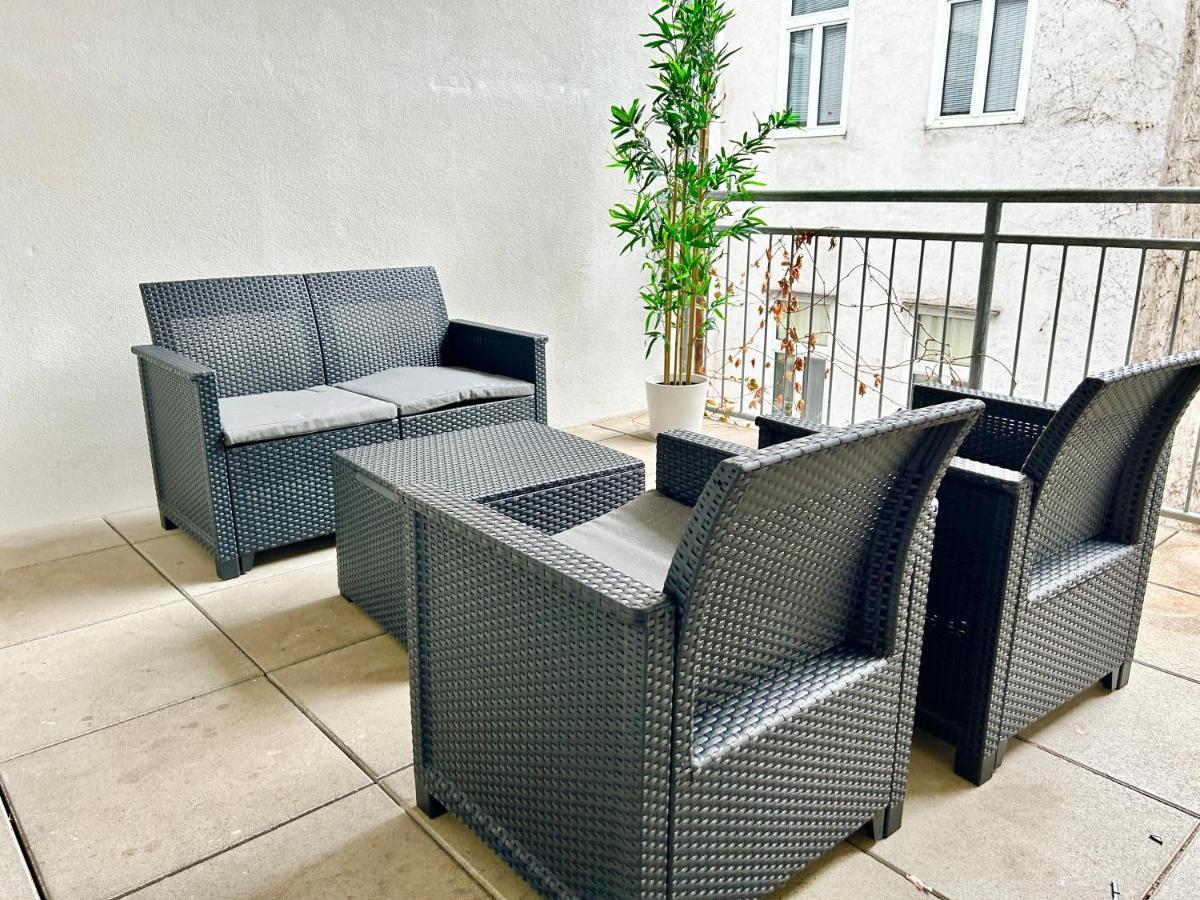 100m2 Flat With Balcony Near Mariahilferstrasse - Free Parking Viena