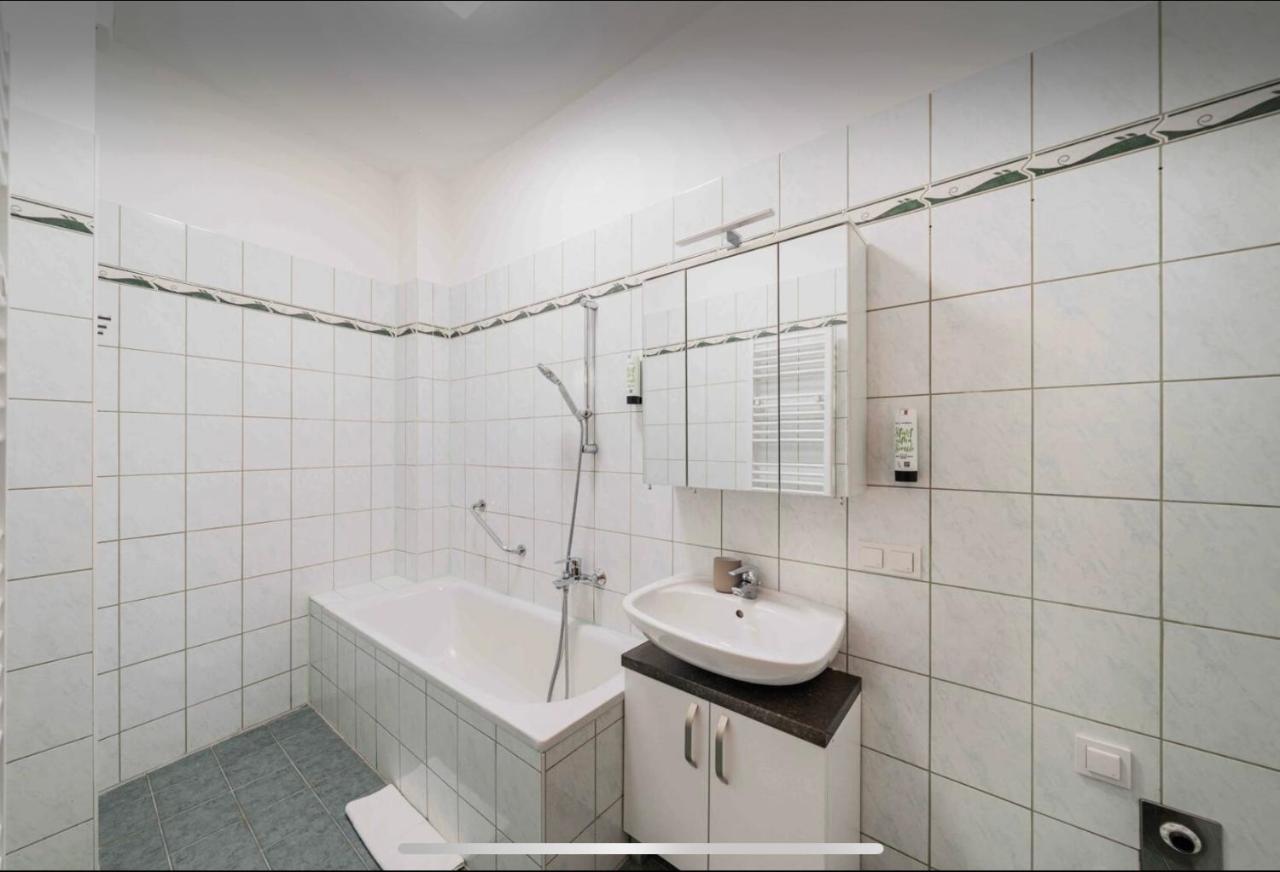 Apartment Next To Schoenbrunn *