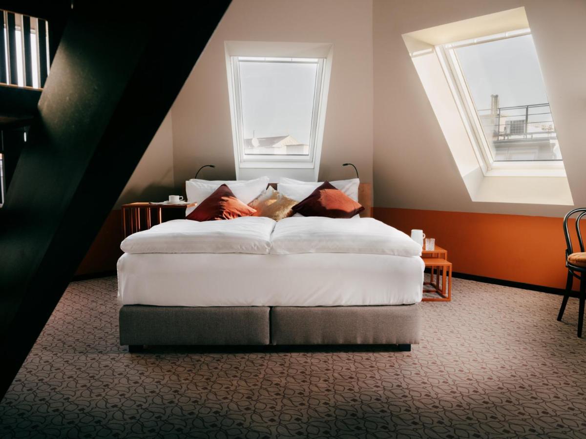 Weltwien Luxury Art & Free Parking Aparthotel
