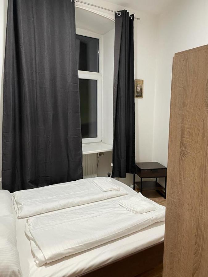Hotel Easybook-in