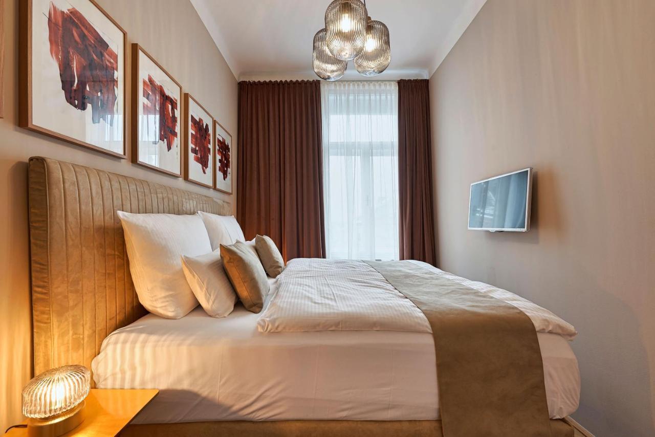 Theobaldgasse - Exclusive Opportunity Since Construction Close By Apartment