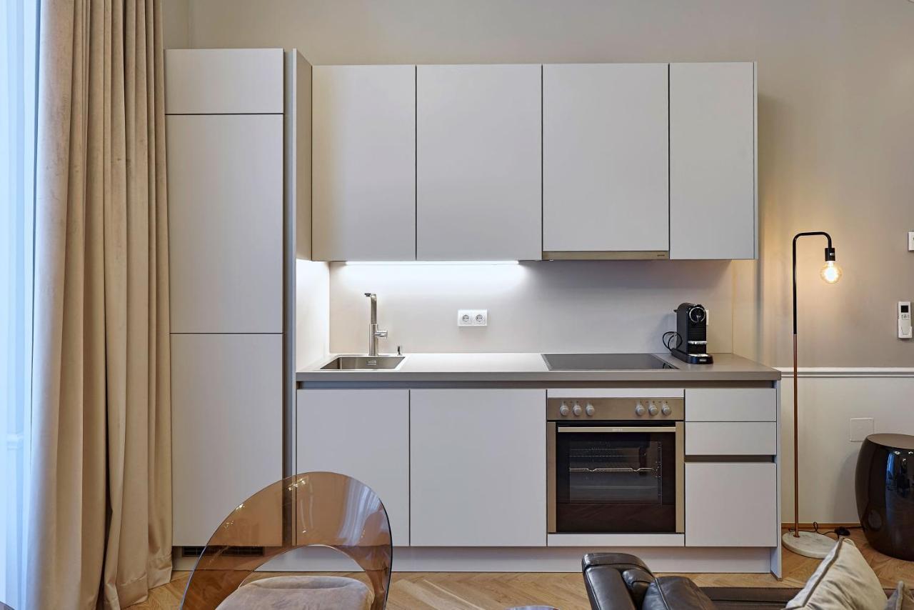 Theobaldgasse - Exclusive Opportunity Since Construction Close By Apartment