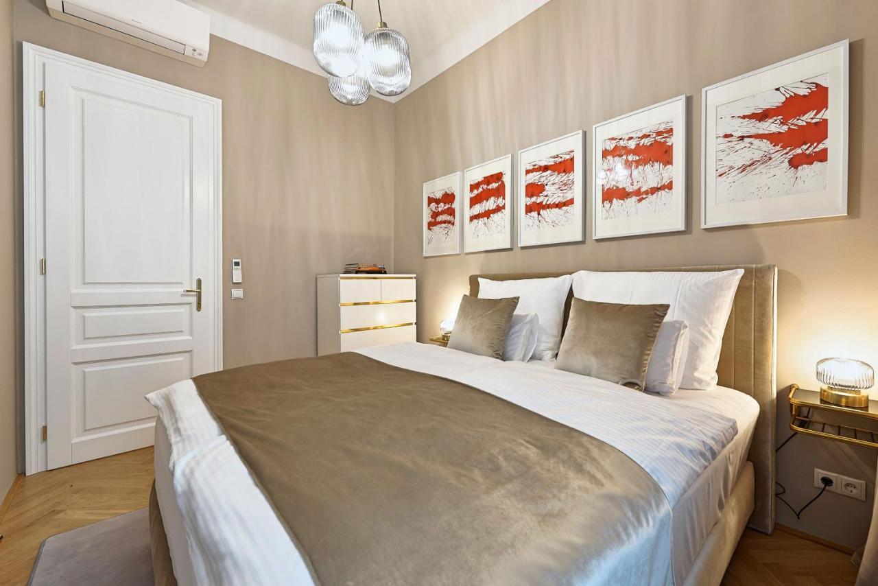 Theobaldgasse - Exclusive Opportunity Since Construction Close By