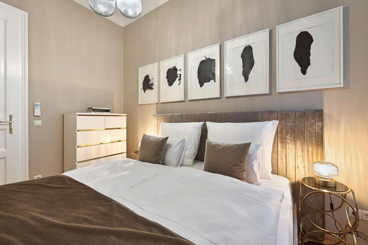 Apartment Theobaldgasse - Exclusive Opportunity Since Construction Close By *