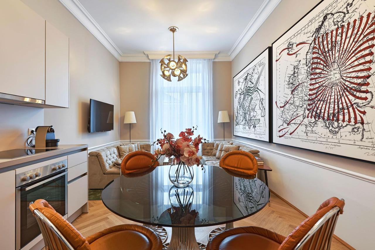 Theobaldgasse - Exclusive Opportunity Since Construction Close By Apartment