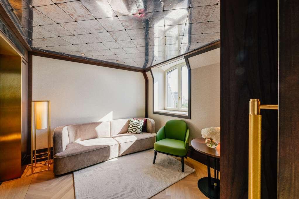 Hotel Almanac Palais 5*