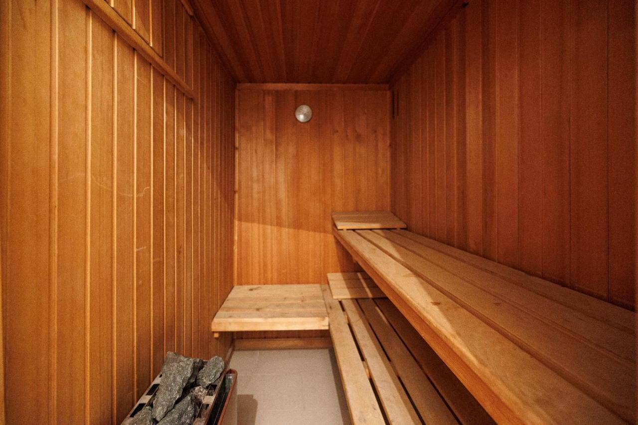 - Private Sauna