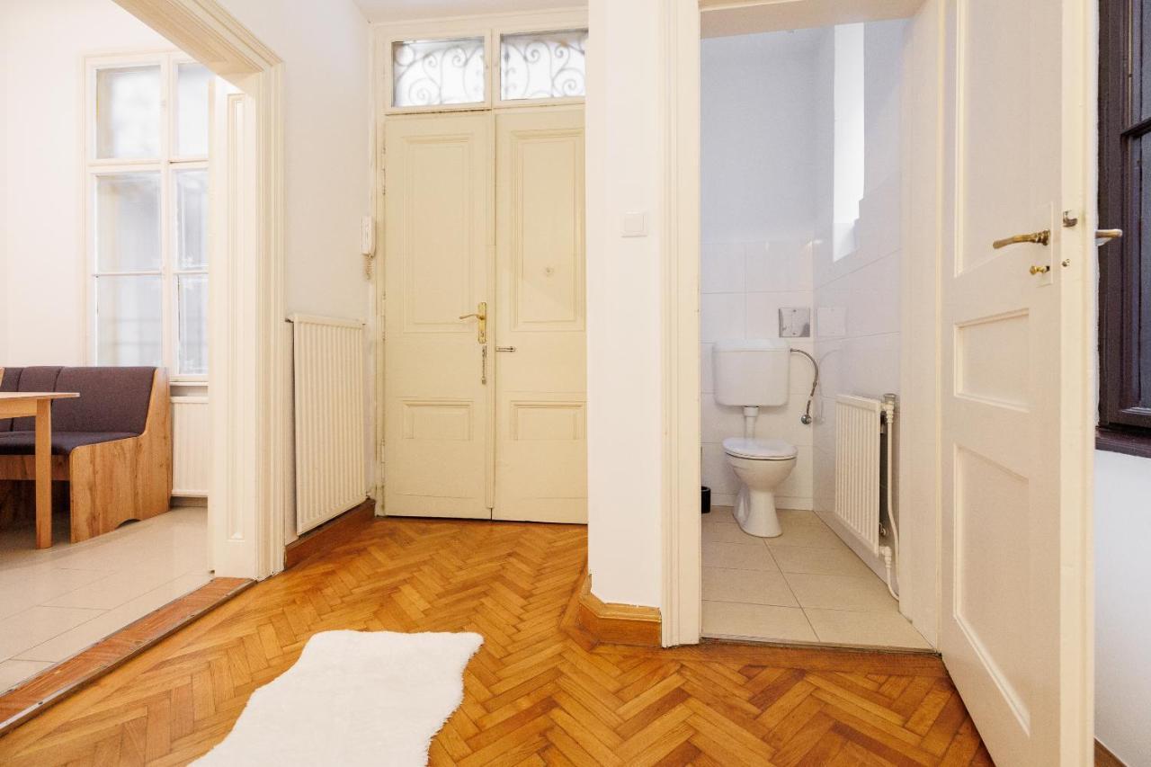 - Private Sauna Apartamento Viena