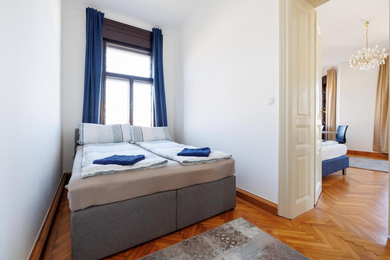 - Private Sauna Viena