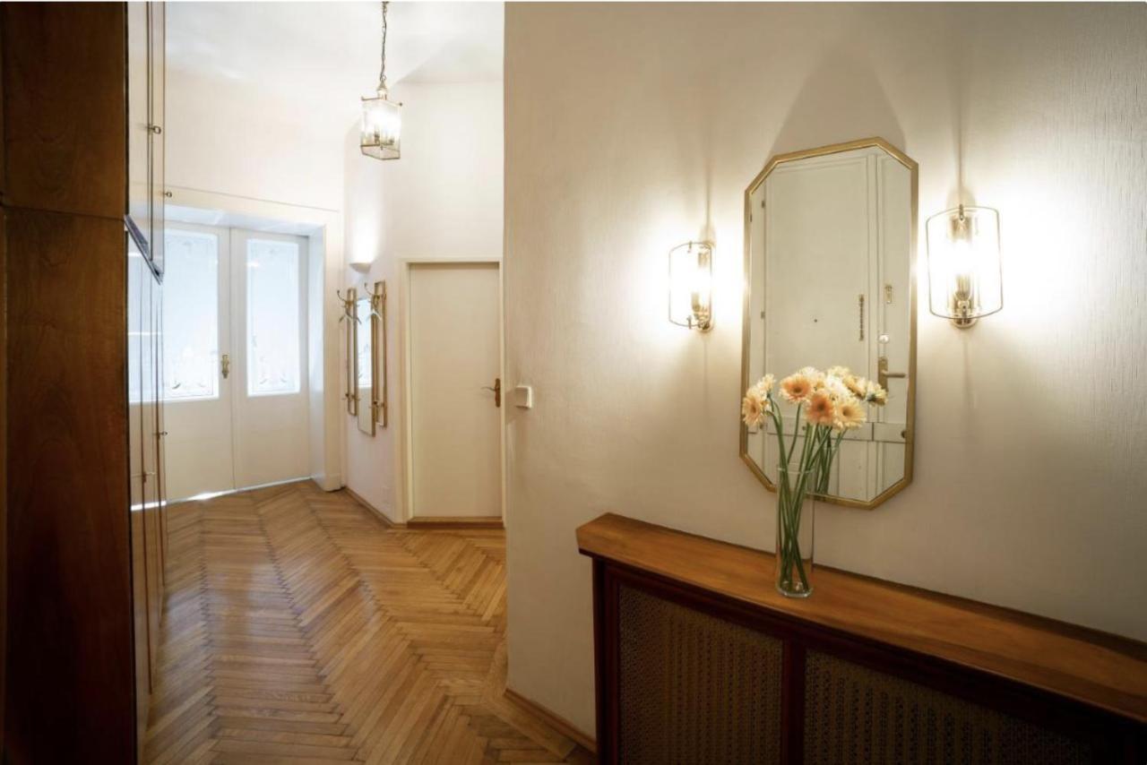 Calm 60m2 Flat Close To Center - Free Parking