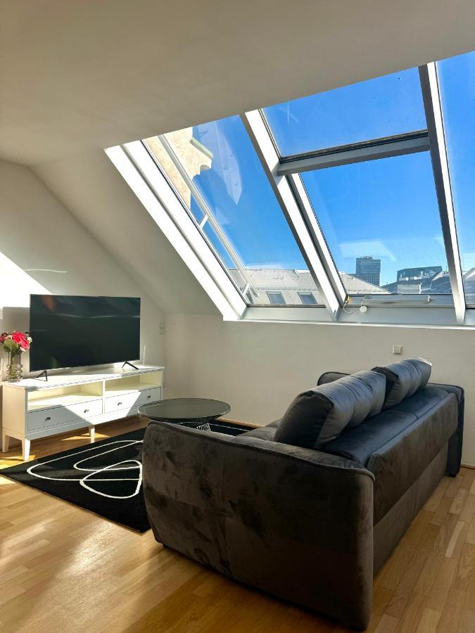 Residential Elegance: Yourvienna Classic In Center Apartamento Viena