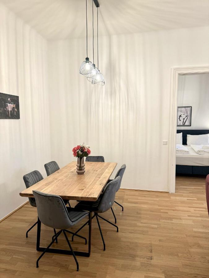 Residential Elegance: Yourvienna Classic In Center * Viena
