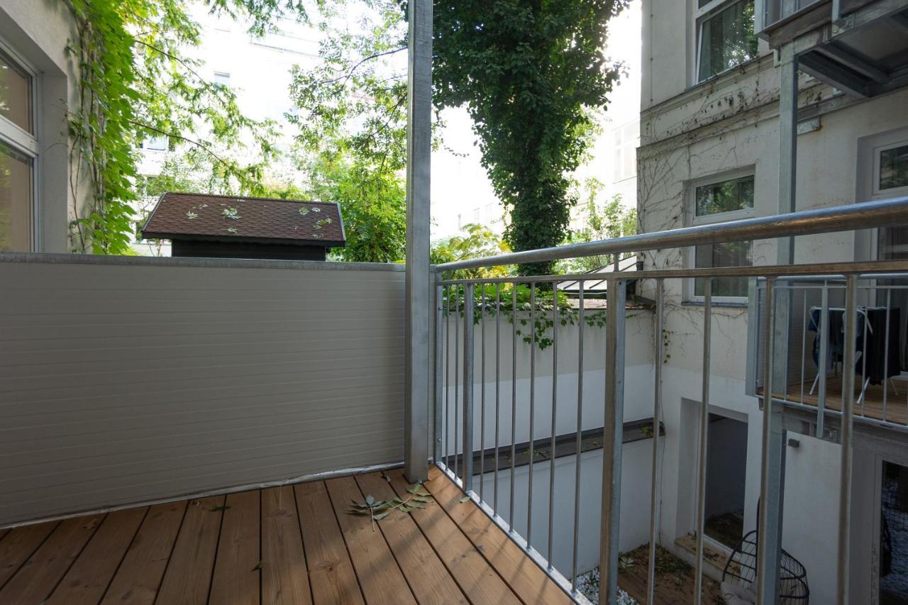 Stylish 1-bedroom With A Terrace Apartamento Viena