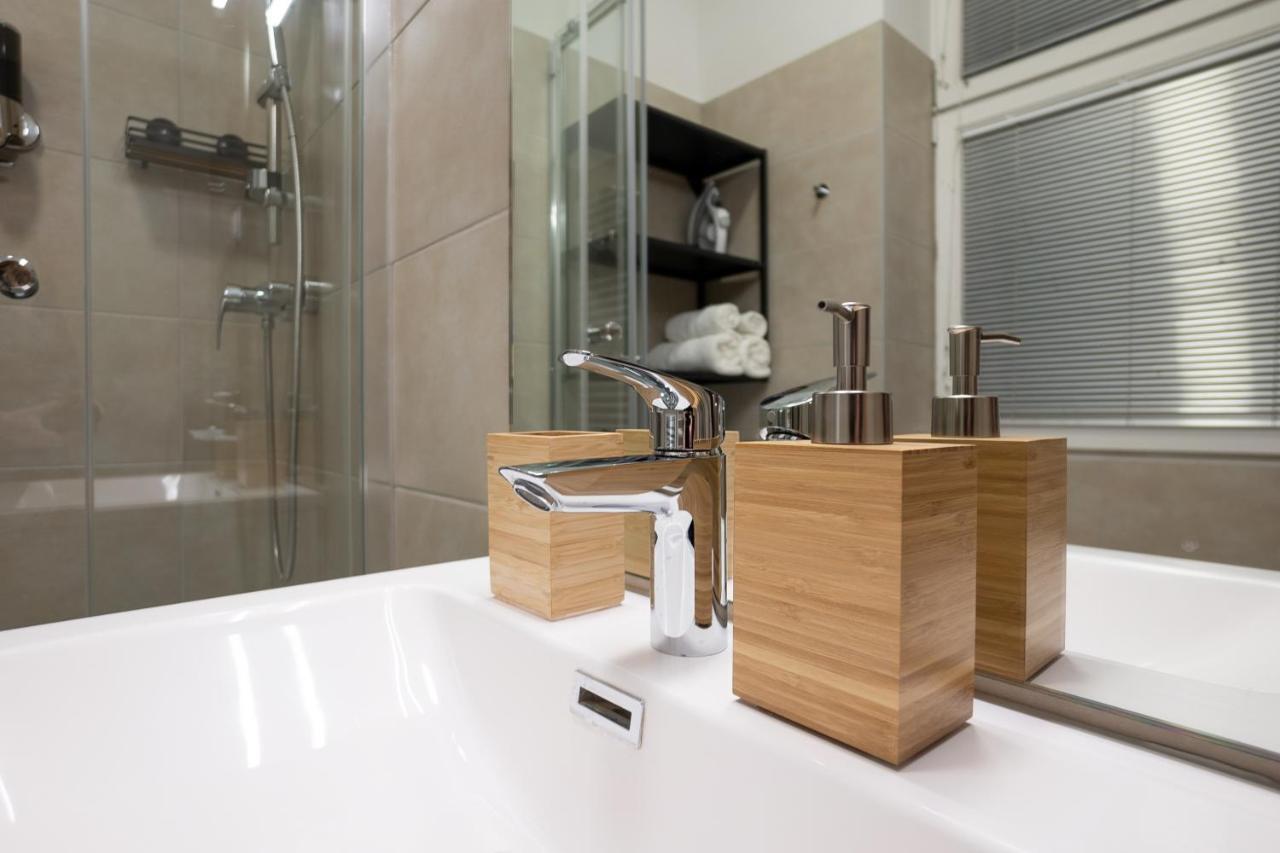 Stylish 1-bedroom With A Terrace Viena