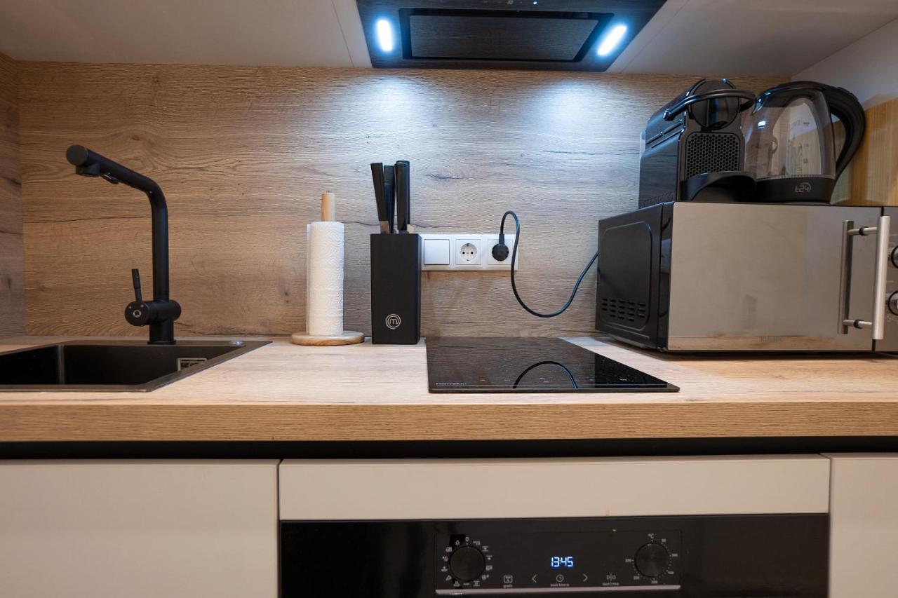 Stylish 1-bedroom With A Terrace Apartamento Viena
