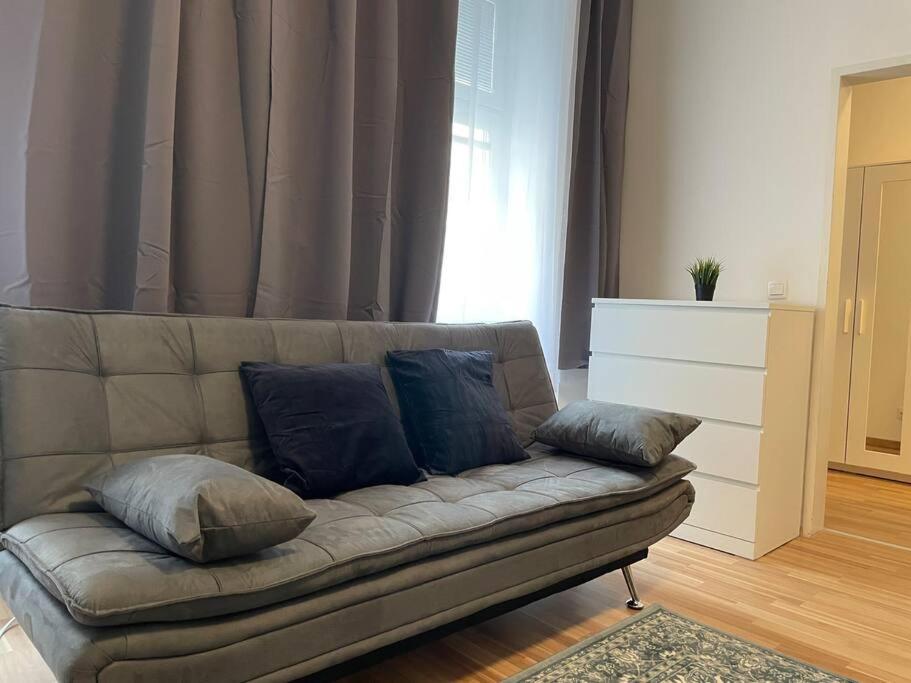 Apartment Modern Near Center 1br