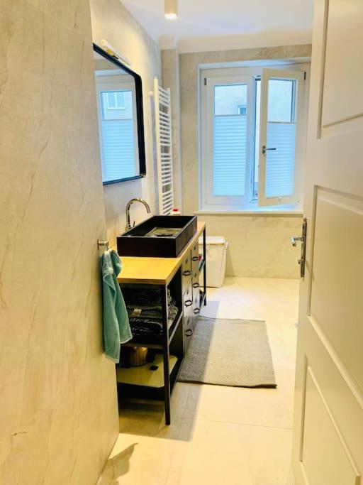 5 Minutes Walk To St Stephens Cathedral Apartment Vienna