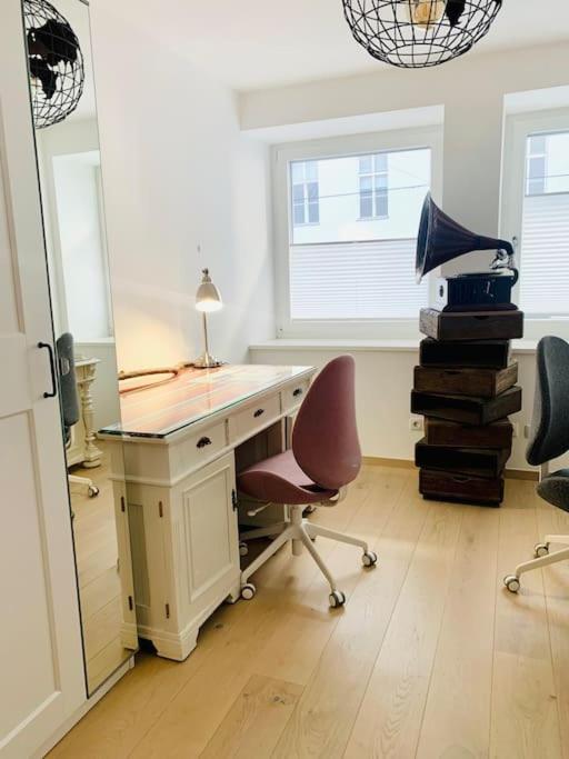 5 Minutes Walk To St Stephens Cathedral Apartment