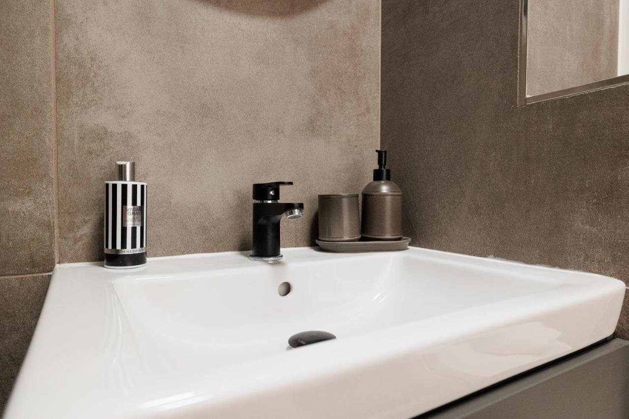 Moderne Stadtoase In Apartamento