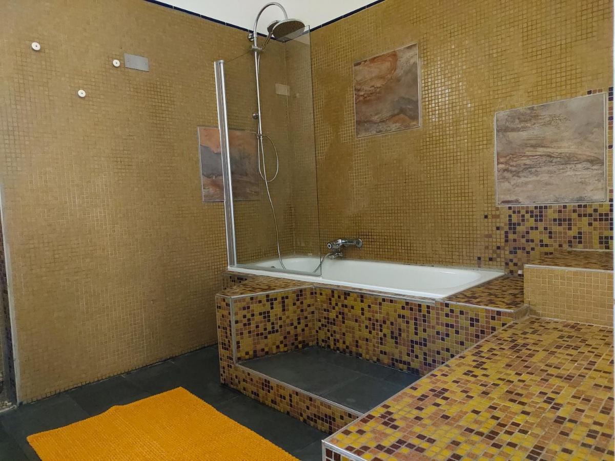 Hidden Garden - Spacious Modern - 1 Min To City Shuttle *